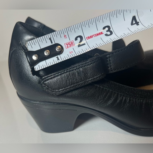 Clarks Emily 2 Mable Pumps Mary Jane Black Size 6 Leather Black - Picture 7 of 10
